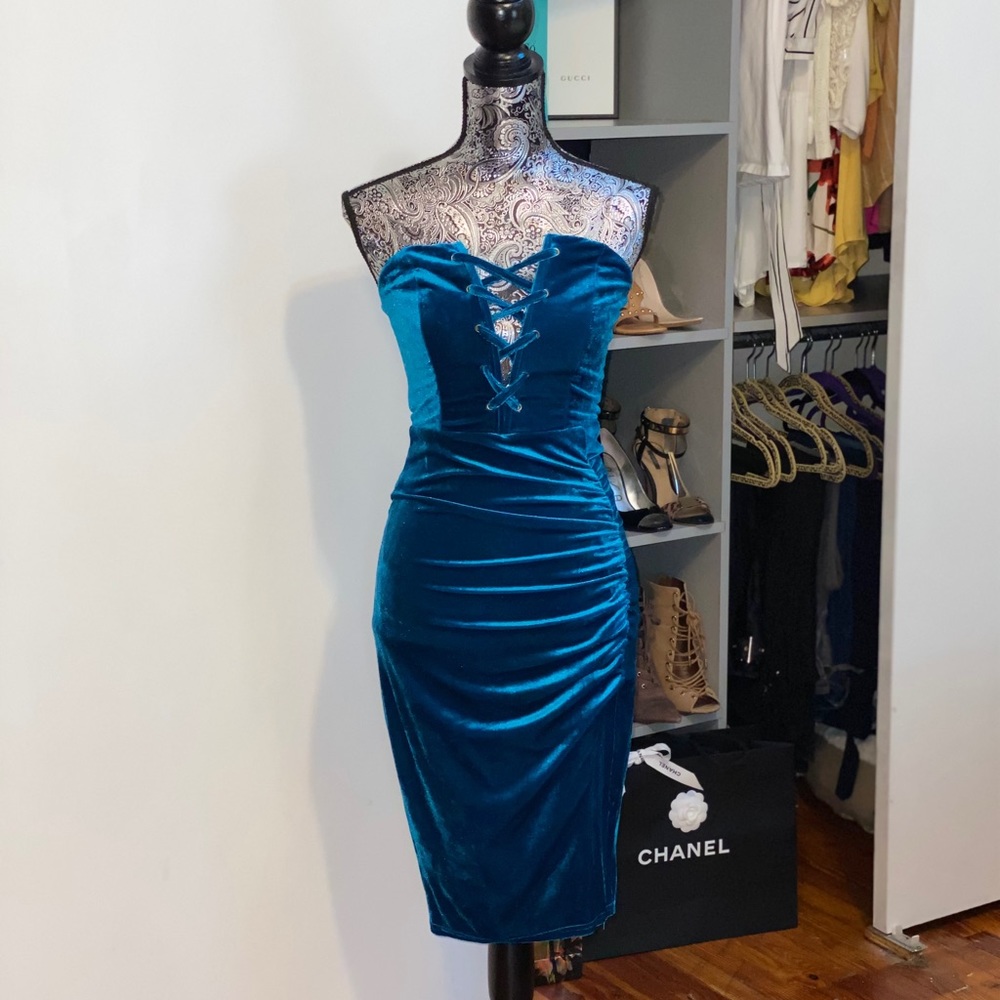 Beautiful blue dress🔥